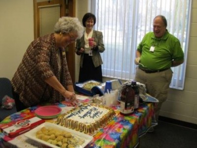 Birthday Celebration Yvonne Bill Betty 006 400x300 Friday Update 1/27/12